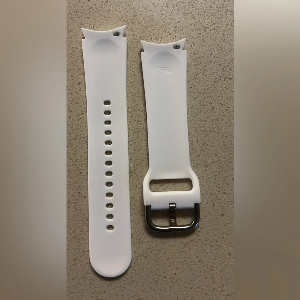 Galaxy Watch band‎ (brand new) ( 4/5/6)